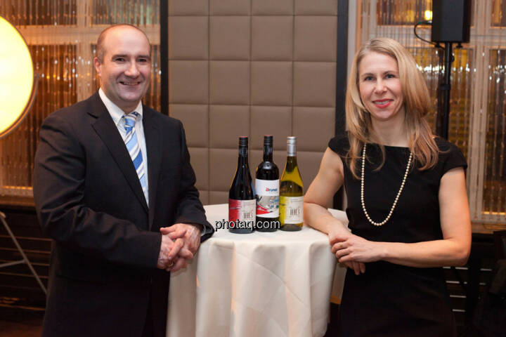 Harald Kuchelbacher (Geschäftsbereichsleiter Österreich, Brunel), Gunilla Pendt (Leiterin Marketing & Kommunikation Brunel Europe)