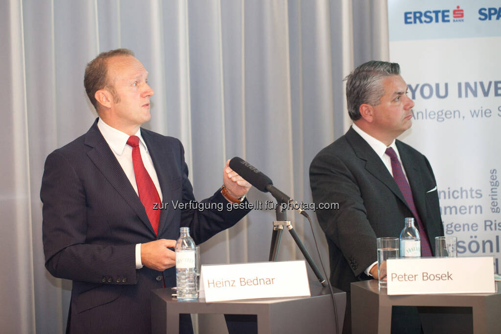 Heinz Bednar (Erste-Sparinvest) Vorstandsvorsitzender, Peter Bosek (Erste Bank Österreich Vorstand), © Michaela Mejta / finanzmarktfoto.at (30.09.2013) 
