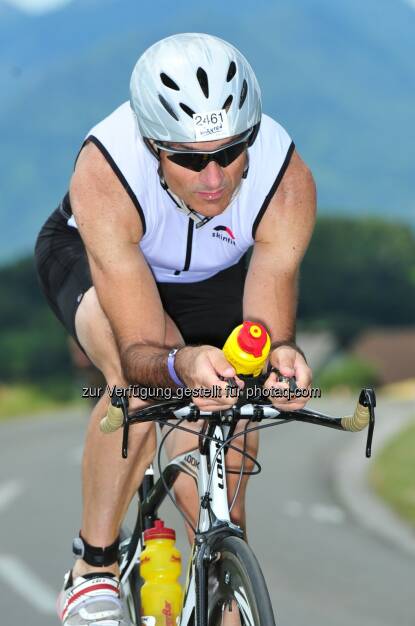 Peter Haidenek, CFO Polytec, beim Ironman Kärnten (02.10.2013) 