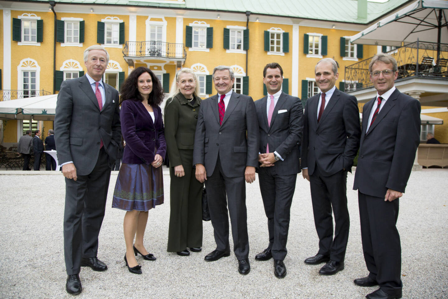 Spängler Family Management: Diskutierten am forum familienunternehmen im Salzburger Gwandhaus (v.l.): Franz Markus Haniel, Rosemarie Macheiner, Waltraud Schinko-Neuroth, Heinrich Spängler, Peter Unterkofler, Helmut Gerlich und Walter Schnitzhofer (Foto: Andreas Kolarik)