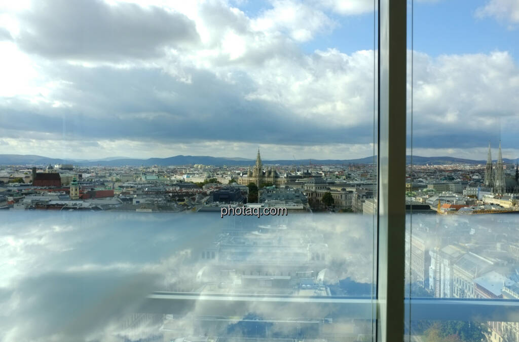 Wien, Wolken, Stephansdom (18.10.2013) 