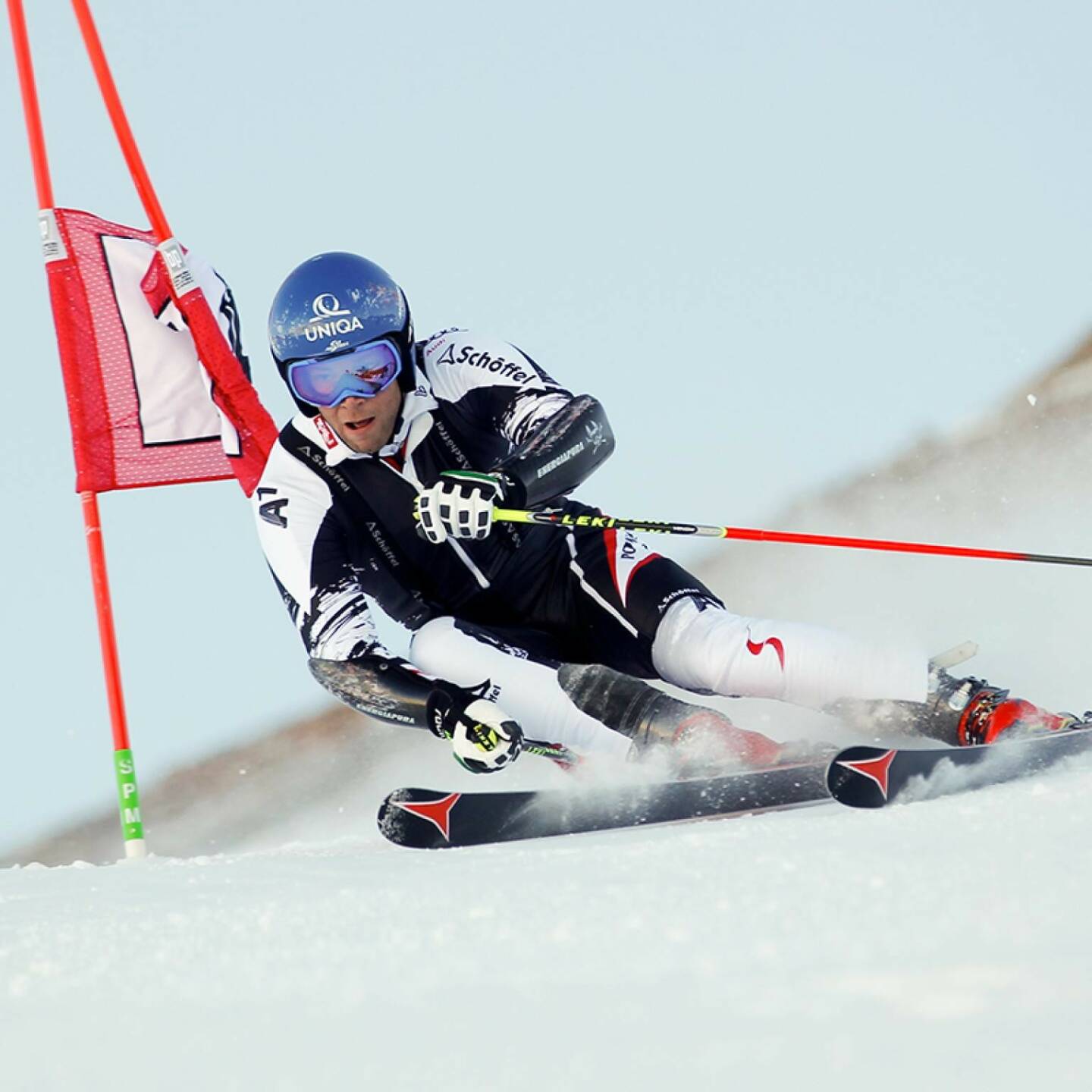 Uniqa: Heute startet unser Benni Raich beim Saisonauftakt im Riesentorlauf von Sölden (c) Uniqa