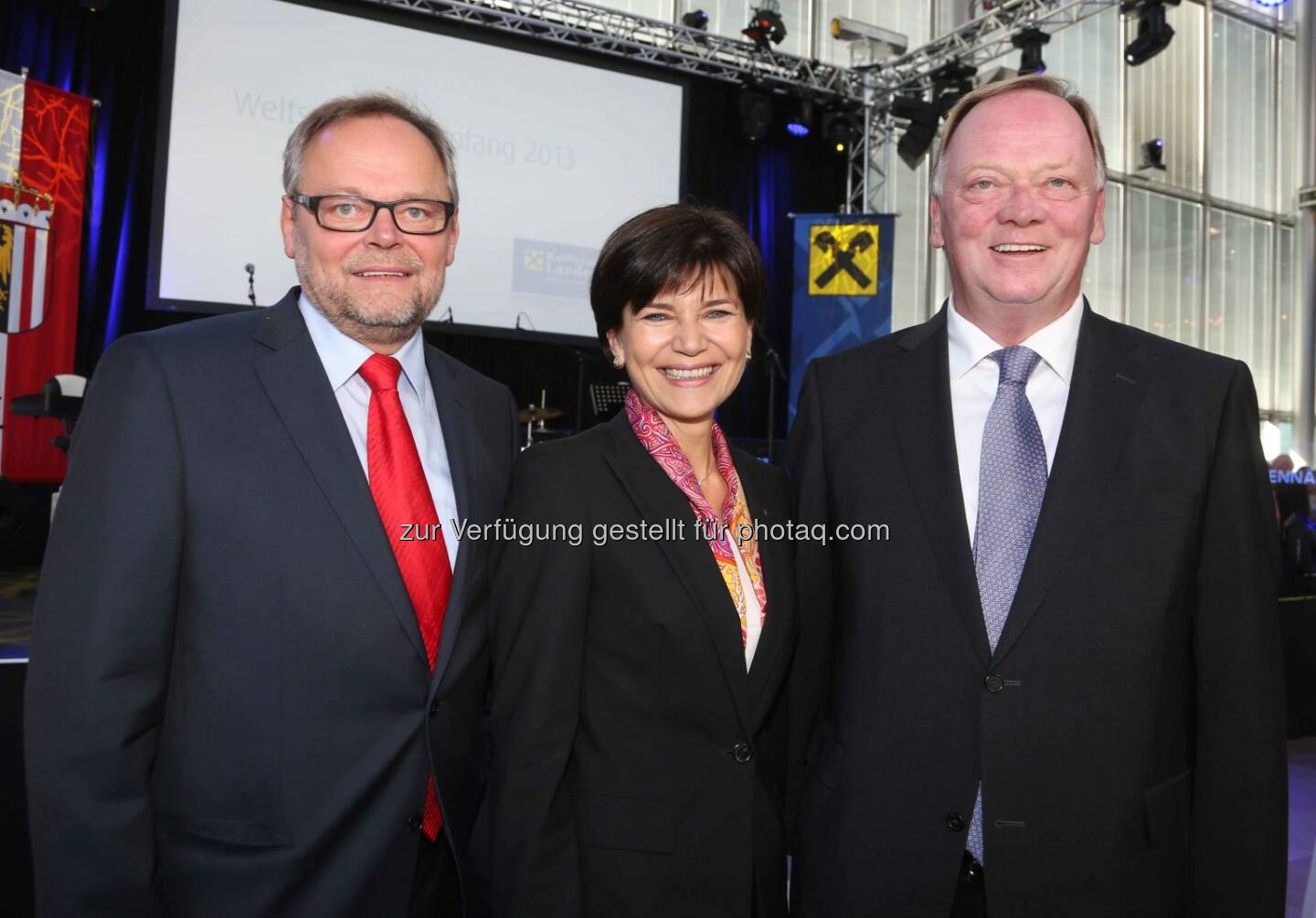 Josef Stockinger (OÖ Versicherung-Generaldirektor), Michaela Keplinger-Mitterlehner (RLB OÖ), Gerhard Falch (Amag)  - (Bild: RLB OÖ/Strobl)