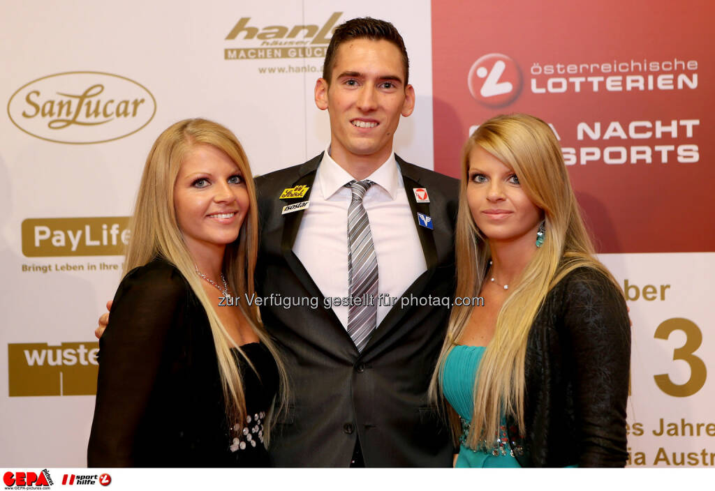 Mirneta Becirovic, Andreas Voita und Mirnesa Becirovic (AUT). Foto: GEPA pictures/ Christian Walgram (02.11.2013) 