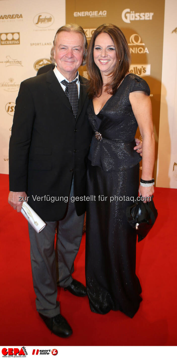 Peter Hofbauer und Vera Russwurm. Foto: GEPA pictures/ Markus Oberlaender