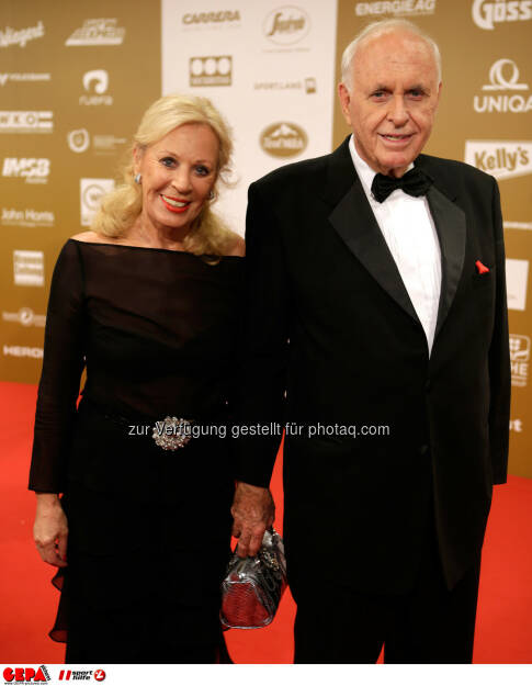 Helga Kuhn und Praesident Michael Kuhn (Sports Media Austria). Foto: GEPA pictures/ Walter Luger (02.11.2013) 