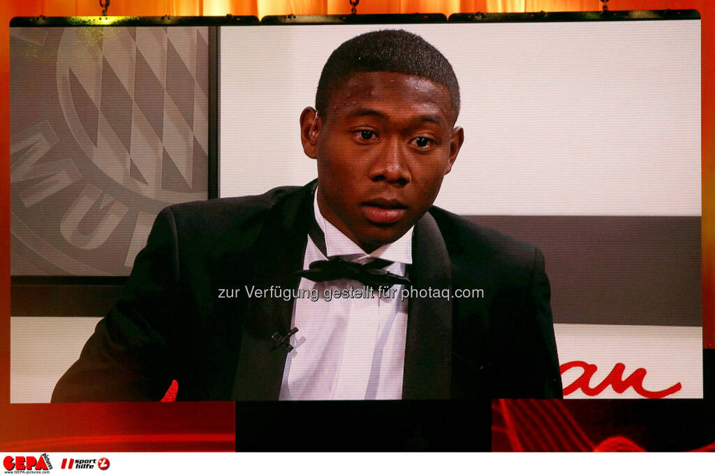 David Alaba (FC Bayern Muenchen) auf einer Videowall. Foto: GEPA pictures/ Christian Walgram (02.11.2013) 