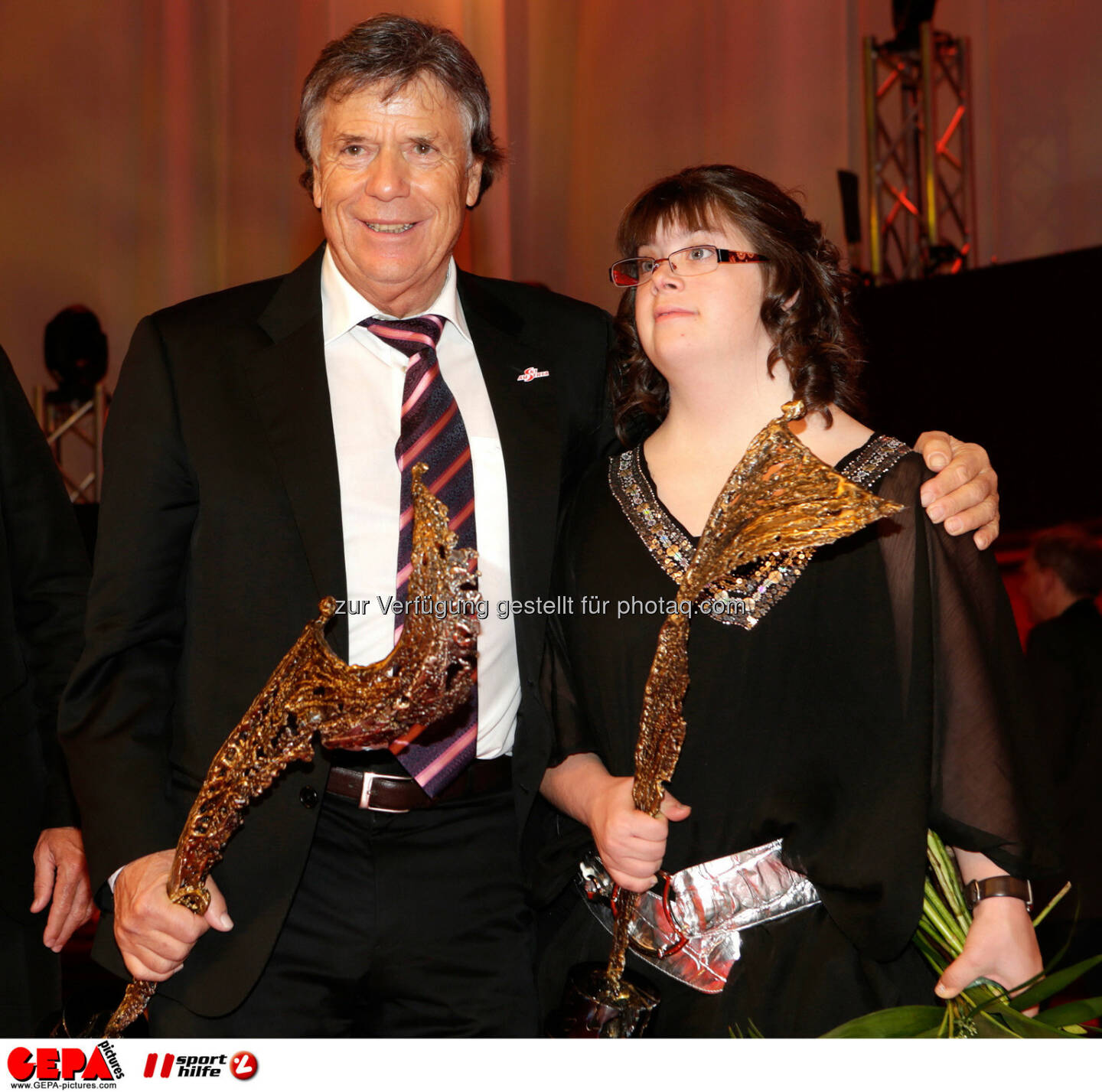 Praesident Peter Schroecksnadel (OESV) und Theresa Breuer (AUT). Foto: GEPA pictures/ Walter Luger