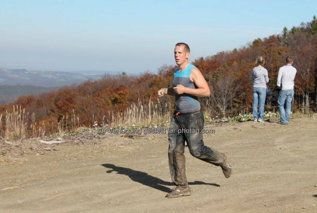 Wildsau Dirt Run 3013, viele weitere Bilder unter: http://www.maxfun.at/videos/bilder.php?aid=1364
, © maxfun.at (04.11.2013) 