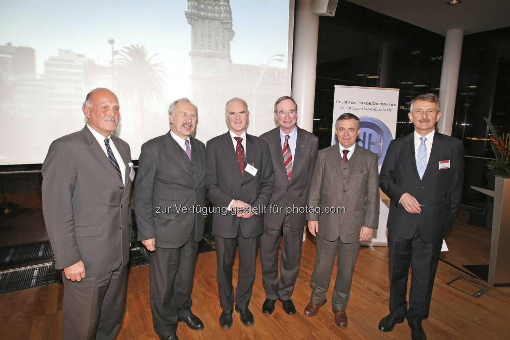 Nikolaus Pálffy (UniCredit Bank Austria, stellv. GS CdH), Ewald Nowotny (Gouv. Österr. Nationalbank), Ron Willis (Präs. Club der Handelsräte), Christoph Leitl (Präs. WKO), Hubert Heiss (Botschafter), Friedrich Schmidl (Dir. Austria Business Agency, GS CdH) beim Festakt 40 Jahre Club der Handelsräte. Bild: CdH (15.12.2012) 