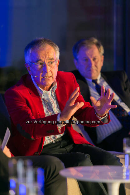 Stephan Schulmeister, Wifo,  Eduard Zehetner, CEO Immofinanz Group, © Martina Draper für Immofinanz (26.11.2013)