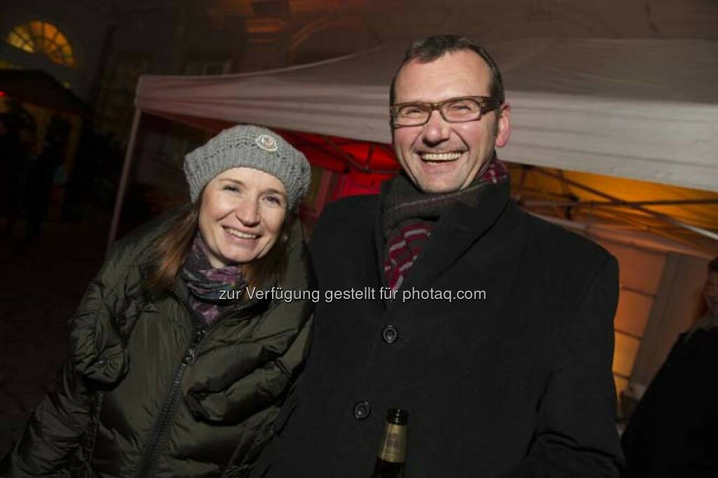 Barbara Dorfmeister (Wiener Börse), Christian Temmel (DLA Piper - Weiss Tessbach, © Wiener Börse AG (29.11.2013) 