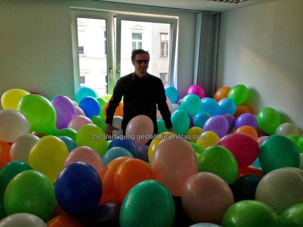 Andreas Kern, Luftballons, © wikifolio.com (03.12.2013) 