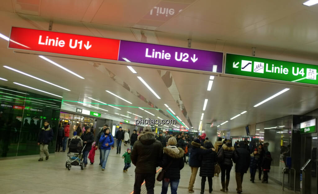 U-Bahn, U1, U2, U4 (22.12.2013) 