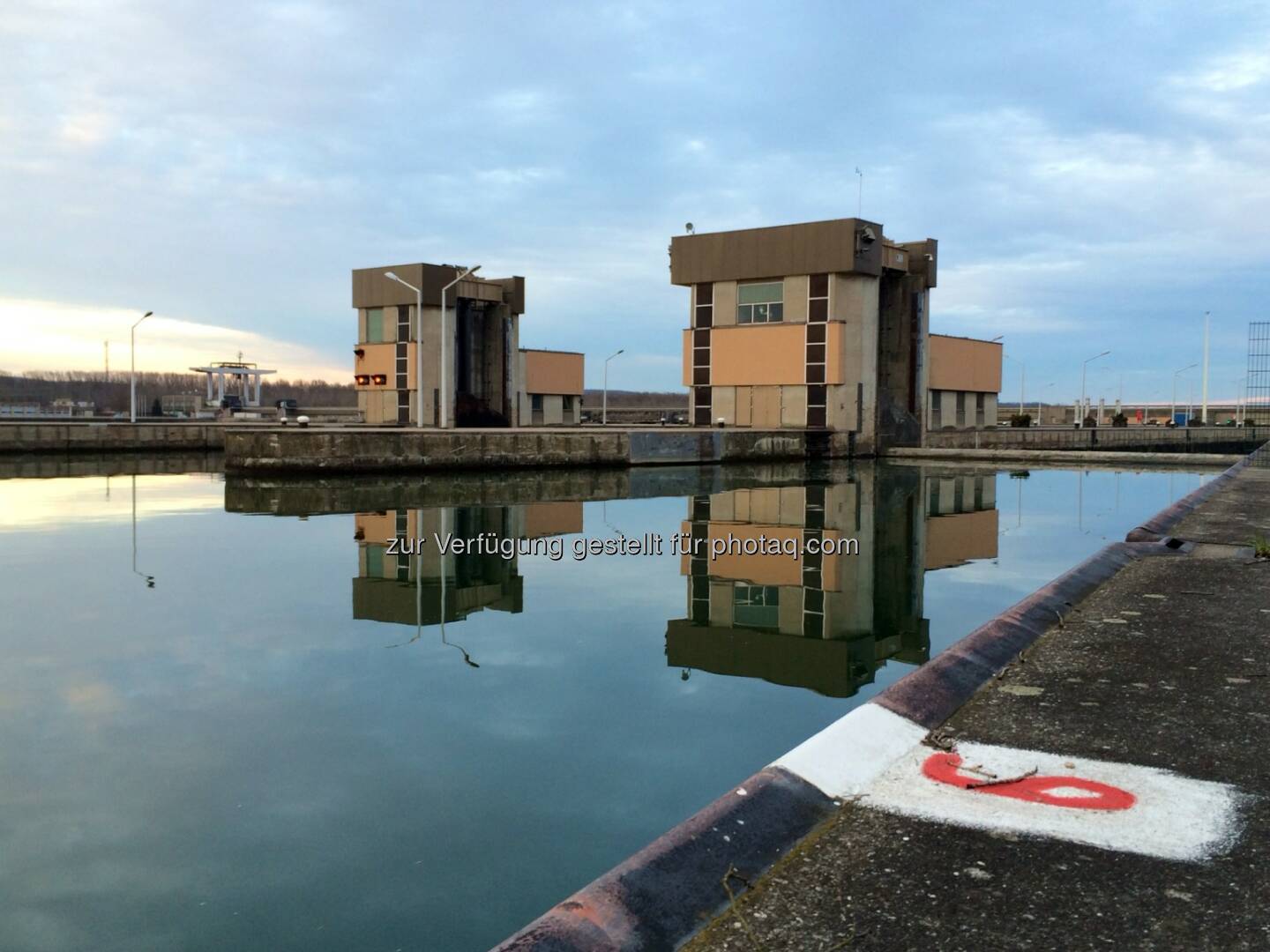 Verbund Kraftwerk Greifenstein, Spiegelung, 6