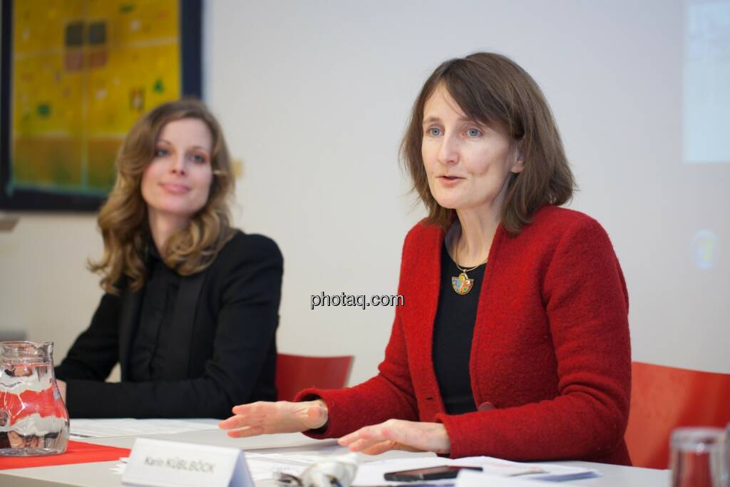 Miriam Broucek (FMA), Karin Küblböck (Attac), © finanzmarktfoto.at/Michaela Mejta (08.01.2014) 
