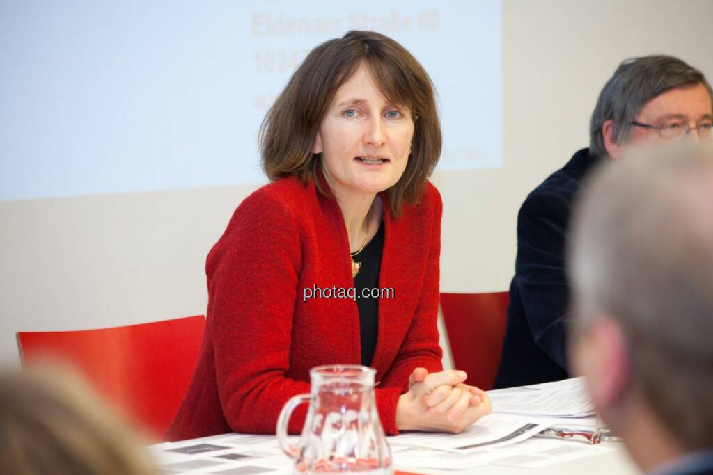 Karin Küblböck (Attac), © finanzmarktfoto.at/Michaela Mejta (08.01.2014) 