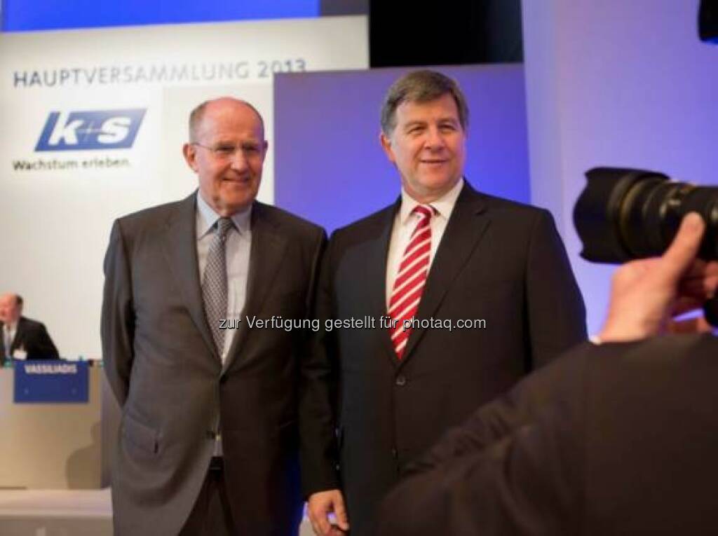 Norbert Steiner (K+S-Vorstandschef) und Ralf Bethke (K+S-Aufsichtsratsvorsitzender, li.) zu Beginn der Hauptversammlung 2013, © K+S-Homepage (Jänner 2014) (16.01.2014)
