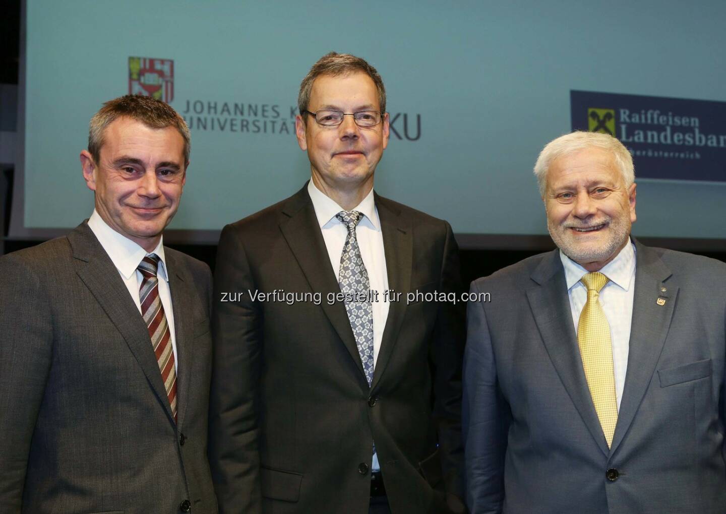 Heinrich Schaller (RLB OÖ), Peter Bofinger (Deutscher Wirtschaftsweise), Friedrich Schneider (JKU) im RaiffeisenForum der RLB OÖ (Bild: RLB OÖ/Strobl )