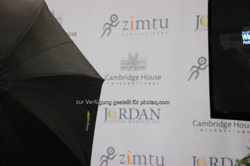 Camera Set-up at the 2014 Vancouver Resource Investment Conference, © Zimtu Capital Corp. (20.01.2014) 