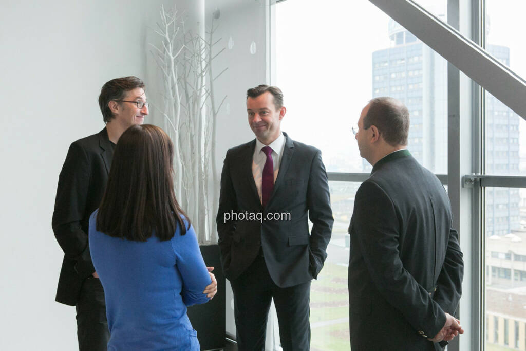 Josef Chladek, Gerhard Kürner (voestalpine), Paul Rettenbacher (THI), Stephanie Bauer (voestalpine), © finanzmarktfoto.at/Martina Draper (24.01.2014) 