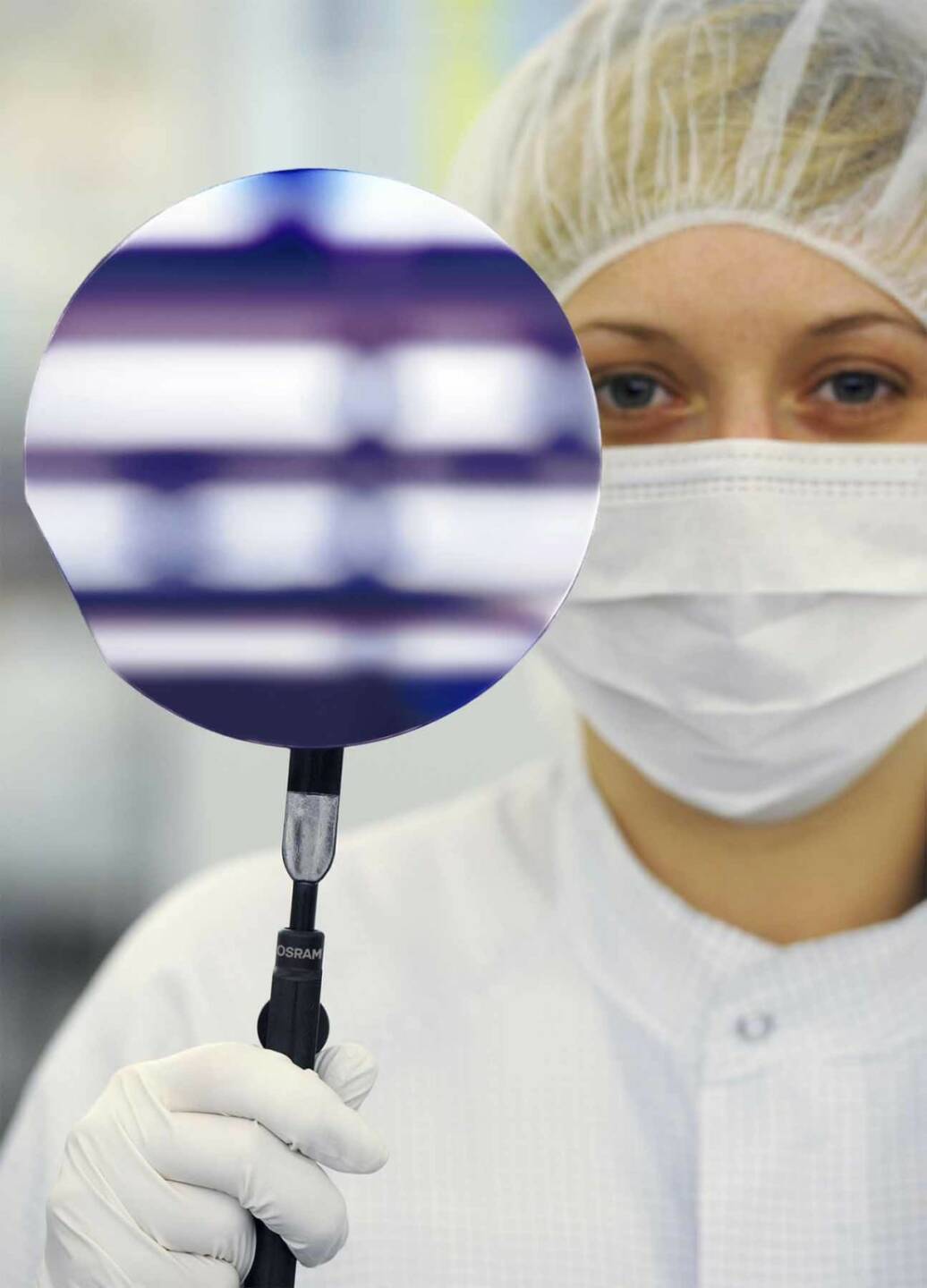 LED Produktion bei Osram Licht AG in Regensburg, (C) Armin Weigel