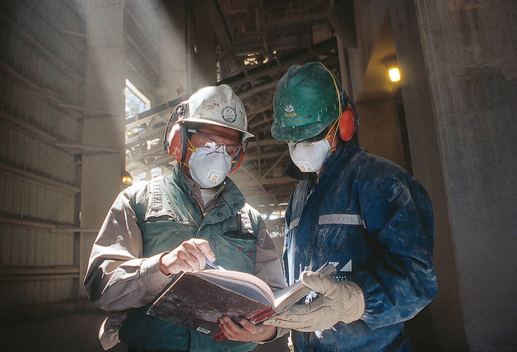 Mienenarbeiter, Kupferabbau in Chile, © Barrick Gold Corporation (homepage) (03.02.2014) 