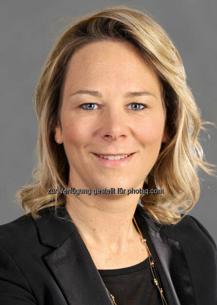 Barings holt Véronique Fournier als Head of Switzerland and Global Head of Private Banking an Bord. Fournier kommt von Schroder Investment Management, wo sie als Relationship Director Global Financial Institutions Group beschäftigt war. Davor arbeitete Fournier in verschiedenen Senior Business Development Positionen bei Morley Fund Management (heute Aviva Global Investors). Sie absolvierte einen BSc in Wirtschaft an der London School of Economics und einen MA in internationaler Wirtschaft an der University of Essex (c) Barings (03.02.2014) 