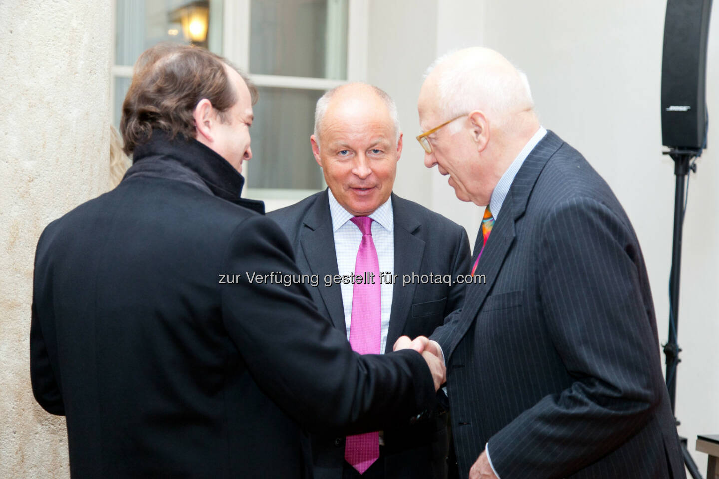 Handshake (Bild: Foto Weinwurm)