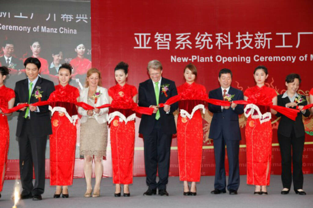 Feierliche Eröffung der neuen Firmengebäude von Manz China Suzhou Ltd., 15.05.2012, © Manz AG (Homepage) (14.02.2014) 