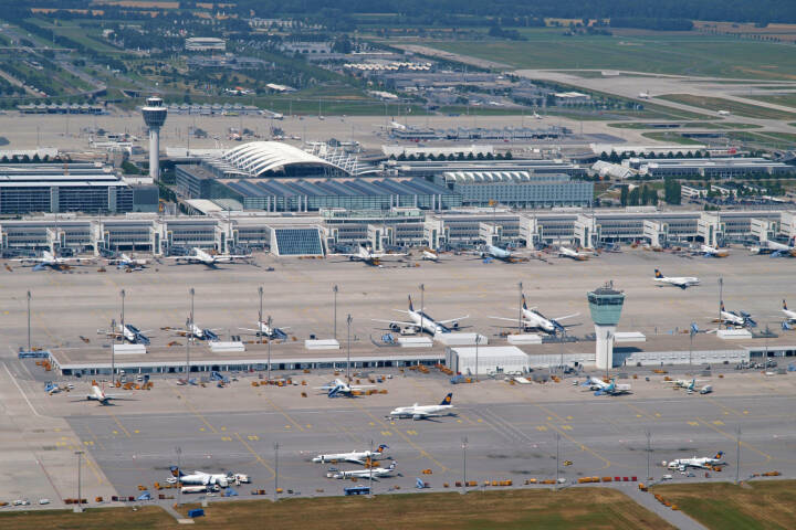 Flughafen Muenchen, von oben, Lufthansa AG, (C) Kerstin ...