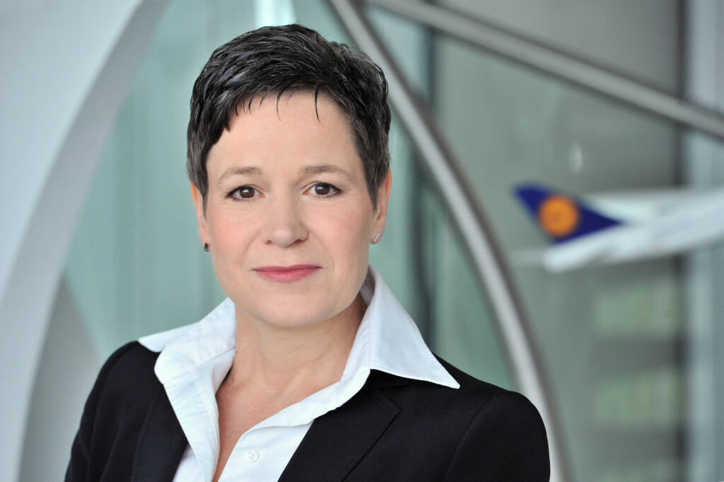 Simone Menne, Vorstand Finanzen und Aviation Services, Lufthansa AG, (C) Jürgen Mai, © Lufthansa AG (Homepage) (17.02.2014) 