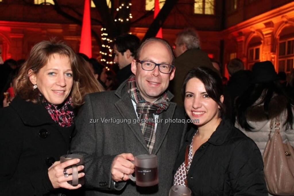 Barbara Ullram (ÖVAG), Heiner Klein (FMA), Güler Kilic (Wiener Börse), © Wiener Börse AG (15.12.2012) 