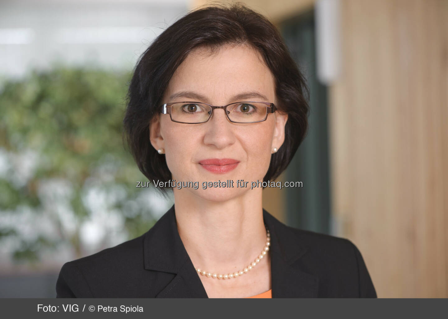 Nina Higatzberger, Investor Relations VIG (c) Petra Spiola http://boerse-social.com/launch/aktie/vienna_insurance_group