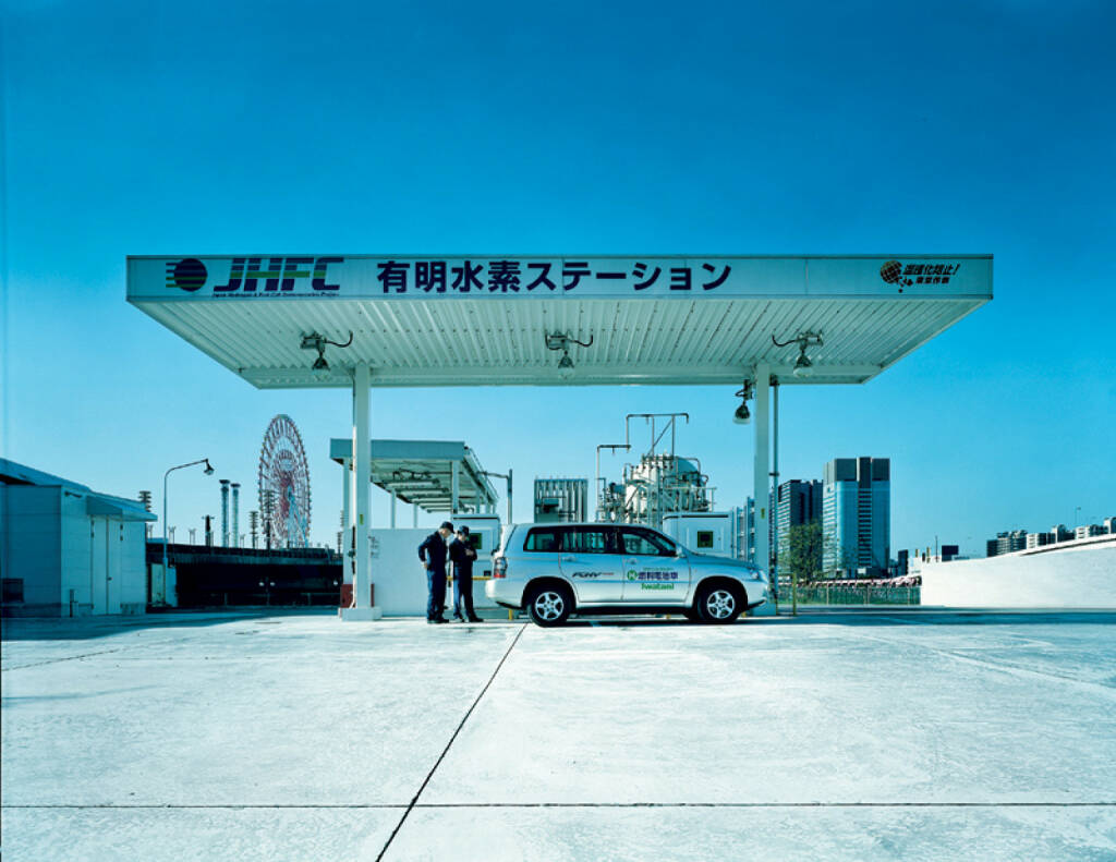 In Tokio steht Japans erste Tankstelle für Flüssigwasserstoff - mit Speicher- und Befüllungssystemen von Linde, Linde AG, © Linde AG (Homepage) (18.02.2014) 