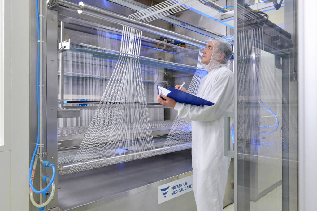 Produktion Dialysatoren, Fresenius AG, © Fresenius AG (Homepage) (21.02.2014) 