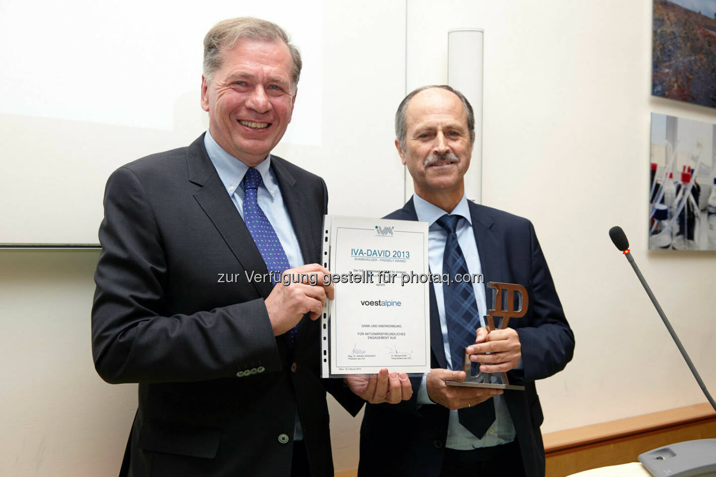 Verleihung des IVA-David 2013 an die voestalpine AG - entgegengenommen von Hubert Possegger
