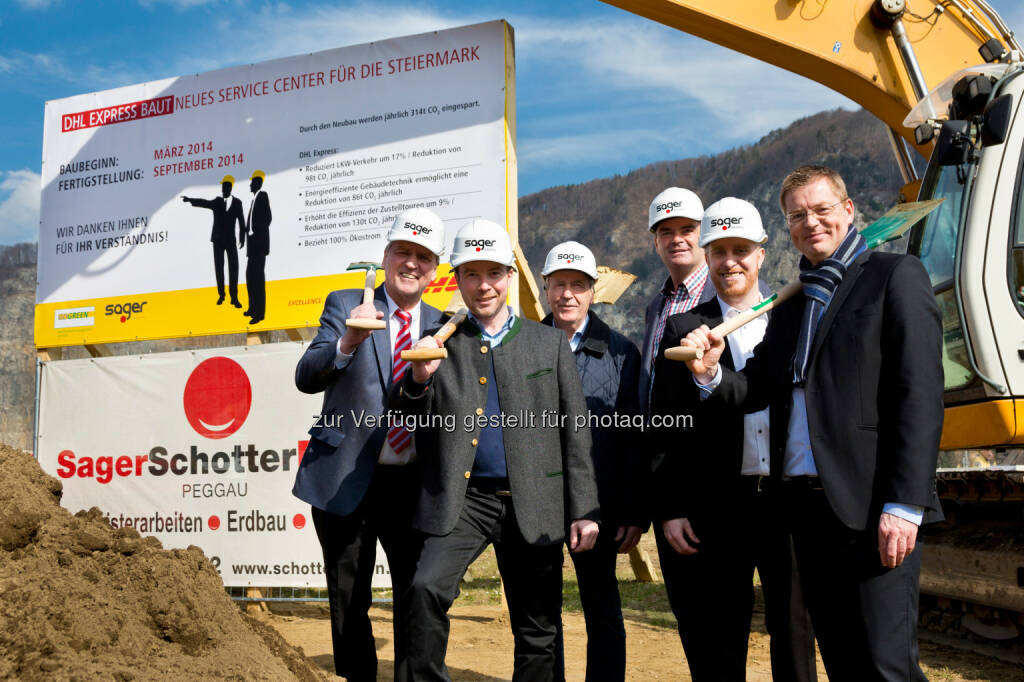 Helmut Michael Salomon (Bürgermeister Peggau), Alois Meir (Projektentwicklung und Investor), Ferdinand Dobida (Vizebürgermeister Peggau), Philipp Sager (Investor und Grundstückseigentümer), Ken Straetman (Projektleiter Neubau Peggau DHL Express Austria), Ralf Schweighöfer (Managing Director DHL Express Austria): DHL Express Austria hat heute mit dem symbolischen Spatenstich den offiziellen Baubeginn des neuen Betriebsstandorts in Peggau dokumentiert (10.03.2014) 