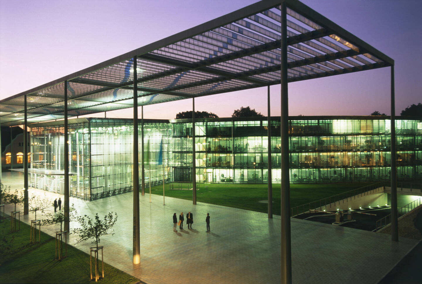 Die Konzernzentrale der Bayer AG in Leverkusen. 