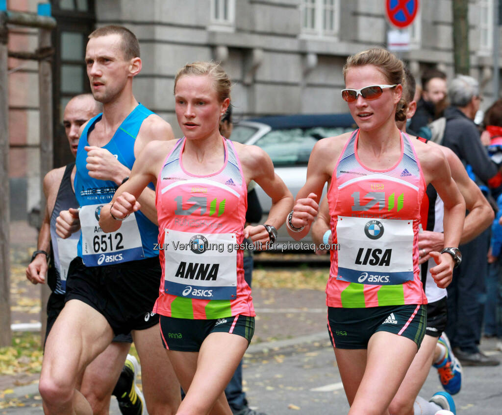 Anna Hahner startet am 13. April beim Vienna City Marathon und wird von ihrer Zwillingsschwester Lisa begleitet (am Bild beim BMW Frankfurt Marathon) credit: fotorun.net, © Aussendung (12.03.2014) 