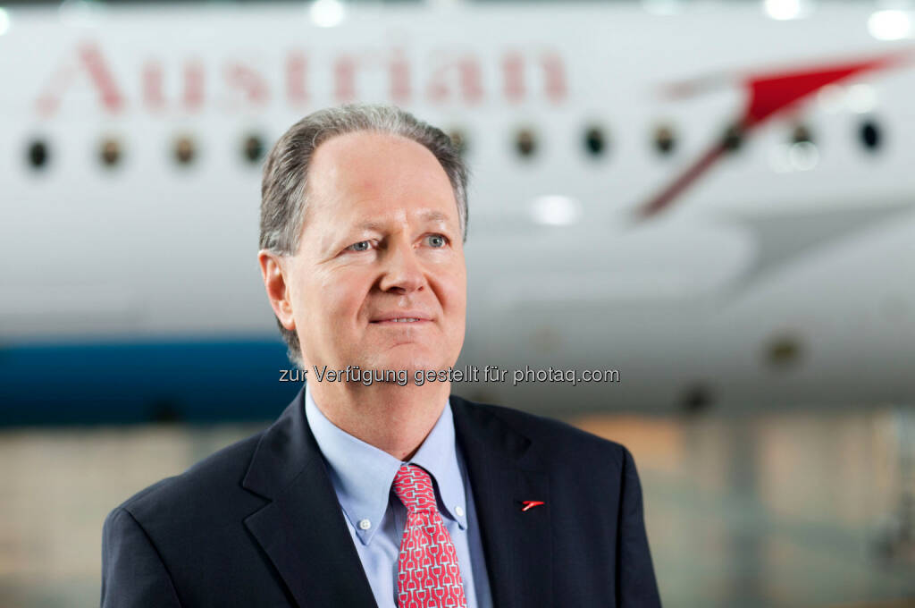 Jaan Albrecht, CEO: Das harte Sanierungsprogramm der Austrian Airlines Group spiegelt sich nun deutlich im Ergebnis des Jahres 2013 wider: Austrian Airlines konnte ein operatives Ergebnis von +25,1 Mio. Euro einfliegen (2012: -6,0 Millionen Euro auf bereinigter Basis). Neben dem strikten Sparkurs waren es vollere Flugzeuge, die die größte österreichische Fluglinie aus der Verlustzone gebracht haben. Auch die erfolgreiche Vermarktung der Intercontinentalflüge brachte positive Ergebnisse. Das letzte Mal schrieb Austrian Airlines 2007 schwarze Zahlen. Austrian Airlines hat die Krise hinter sich gelassen. Wir sind auf Kurs. Nun geht es an die Gestaltung unserer Zukunft. Dazu gehört die Modernisierung unserer Mittelstreckenflugzeuge und der Ausbau der Langstreckenflotte, so Albrecht (c) Austrian Airlines (13.03.2014) 