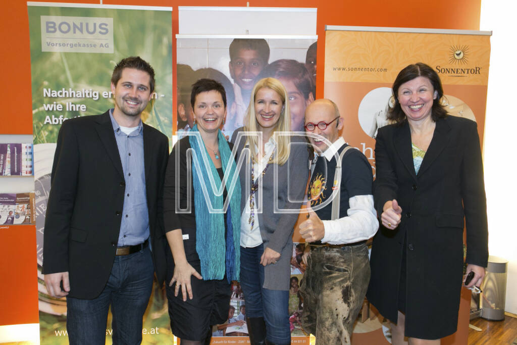 Christoph Wirl, GF Magazin Training
Cornelia Dankl, Bonus Vorsorgekasse AG und Obfrau HR Circle
Claudia Stöckl, Ö3 Moderatorin und Obfrau ZUKI - Zukunft für Kinder
Johannes Gutmann, GF Sonnentor Kräuterhandels GmbH
Elisabeth Vogl-Pillhofer, GF ARS Akademie für Recht, Steuern und Wirtschaft, © Martina Draper (15.12.2012) 