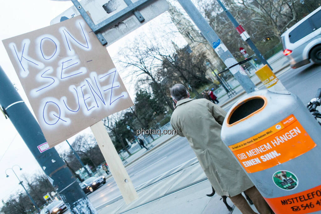 Konsequenz - Hypo Demonstration in Wien am 18.03.2014, © Martina Draper/finanzmarktfoto.at (18.03.2014) 