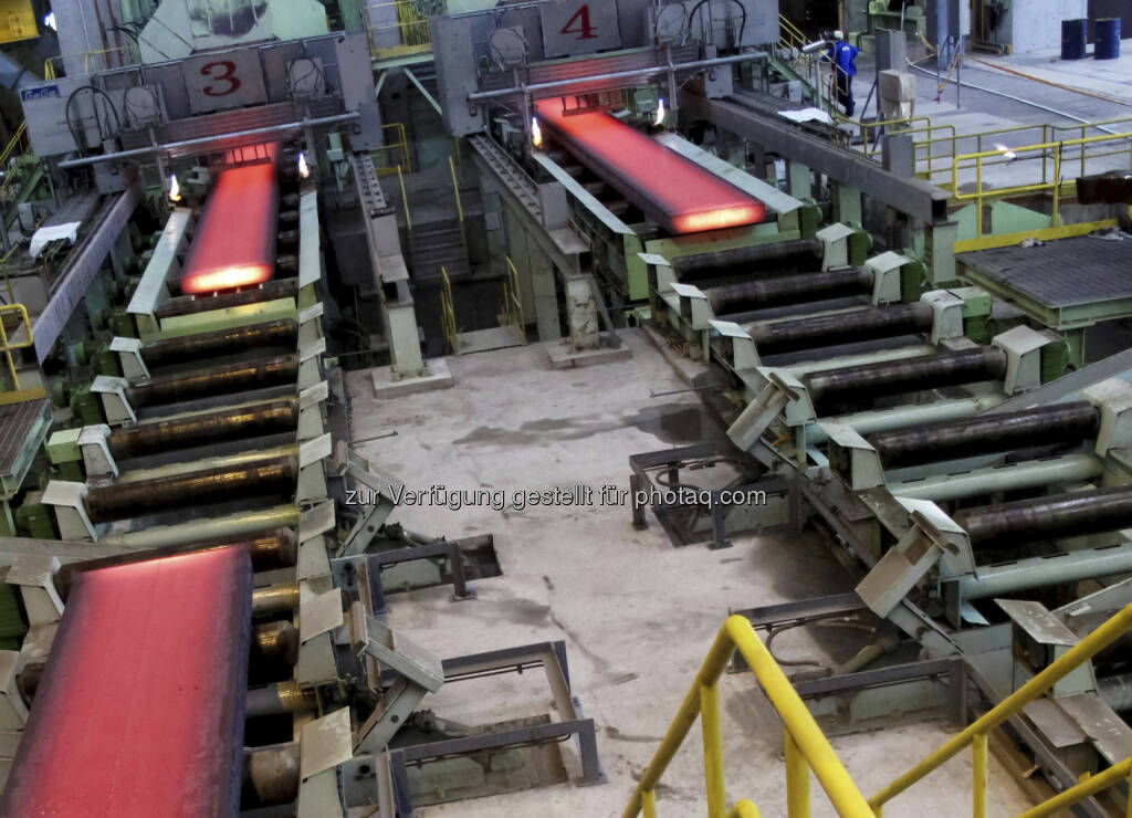 Brammenstranggießanlagen - Siemens Metals Technologies hat beim taiwanesischen Stahlproduzenten Dragon Steel Co. eine neue Stranggießanlage in Betrieb genommen (Foto: Siemens AG Österreich) (15.12.2012) 