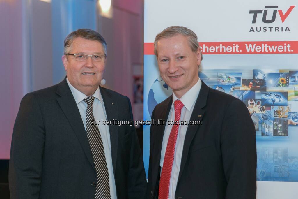 Albin Kälin (CEO der EPEA Switzerland AG), Stefan Haas (CEO der TÜV Austria Holding AG) beim TÜV Austria Forum am 20.3. (Bild: TÜV Austria Holding AG/APA-Fotoservice/Hinterramskogler)
 (21.03.2014) 