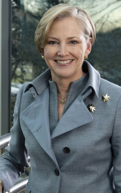 Ellen Kullman, Chair of the Board & Chief Executive Officer DuPont, © DuPont (Homepage) (02.04.2014) 