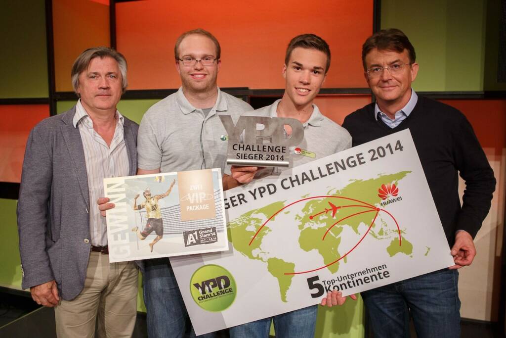 Klaus Bassiner (Programmdirektor ServusTV), Markus Holzmannhofer (2. Platz), Gerald Pollak (1. Platz), Hannes Jagerhofer (YPD-Initiator und Geschäftsführer ACTS Group) © ServusTV-Florian_Wieser (05.04.2014) 