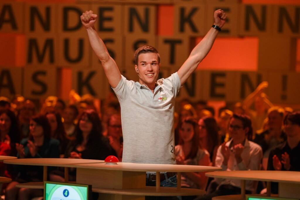 Der YPD-Gewinner 2014 Gerald Pollak aus Wien beim Einzug ins Finale © ServusTV-Florian_Wieser (05.04.2014) 