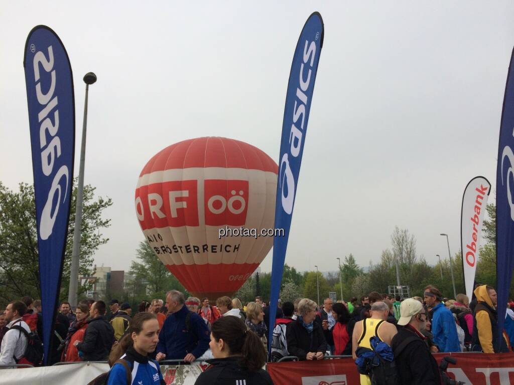 Borealis Linz Marathon, ORF OÖ Ballon, © Martina Draper (06.04.2014) 