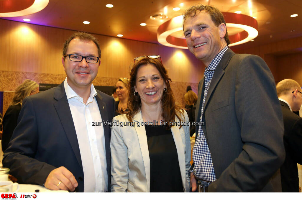 Wolfgang Mayer, Alexandra Huebel und Reinhard Poller. (Foto: GEPA pictures/ Christopher Kelemen)
 (10.04.2014) 